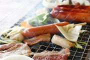 アメリカ人「日本のBBQに参加したら肉の切れ端を焼いては食べ焼いては食べでドン引きした」