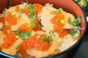 宮城県民はスーパーで鮭フレークといくらが載ったご飯が「はらこ飯」として売られていると許せないらしい