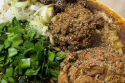 【画像】二郎系台湾ラーメン、ガチで進化してしまうｗｗｗｗ
