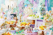 童話“人魚姫”のスイーツビュッフェ、フォトジェニックな空間で非日常を！