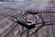 陸上自衛隊 総合火力演習のドローン空撮がカッコよすぎ！まるでゲーム画面のようだと話題に