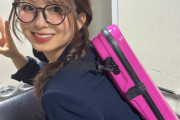 【画像】Juice=Juice有澤一華ちゃん、新メンバー林仁愛ちゃんのメガネをかけて魂を背負ってバイオリン演奏ｗｗｗｗｗｗｗｗｗｗｗｗｗ