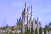 貴重な東京ディズニーランド開業前の映像が話題に！　来場客「10年後はどうなってるかね。」