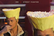 【映画】10/16公開『ストリートファイター』ポップコーンバスケット、装着可能なガイルヘア！