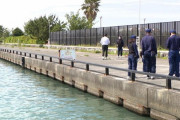 「水に落とされたら這い上がる場所がない」死亡の20歳男性 水深3メートルの所で発見