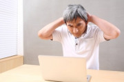 【悲報】”ネット弱者”めちゃくちゃ多かった…　老人「ホームページって何？」