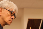 【ピアニストをバッサリ】坂本龍一「人の曲を弾きますよね、しかも大昔に作られた曲なども。それはつまらないな」