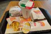 【画像】初バーガーキング！→ 美味しかったのだ！