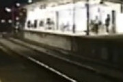 京成千葉線 京成稲毛駅で人身事故 「巻き込まれた」「やばかった」「馬鹿でけえ音した・・」