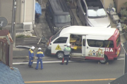 【グロ注意】幼稚園の送迎バスが民家に突っ込んだ事故、流血がエグい流血…