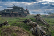 NATO演習「セイバーストライク24」米陸軍第2騎兵連隊が戦闘武器訓練を実施！