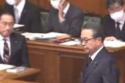 【動画】自民･世耕氏、岸田総理を無視！目も合わせず通過、岸田総理も怖い顔