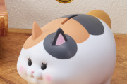 【FF14】新プライズ「ファットキャット貯金箱」が本日より全国のゲームセンターに登場！