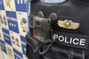 警察官のカメラ装着が8月から試行開始、職務質問や警備を録画