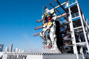 【経済産業省】動く実物大ガンダムを小中学生向けの教材として採用することに