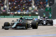 F1ロシアGP：アストンマーチンのストロール、ベッテル＆ガスリーと接触など大暴れ