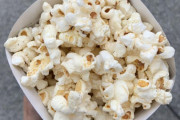 【画像】USJのポップコーン←5000円ｗｗｗｗｗ