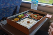 「日本の新幹線でこんな弁当を食べたよ」日本食が大好きな外国人まとめ