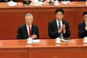 中国前主席・胡錦濤、党大会からつまみ出された？   [10/22]