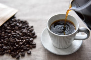 【悲報】コーヒーが16%以上急騰！貧民は偽物のコーヒーしか飲めなくなる模様…