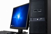 ２階にデスクトップPC、1階にモニタ