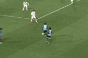 【GIF】三苫薫のゴール直前のプレーってエラシコ？？