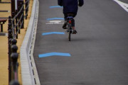 自転車レーンのある道路の正しい路駐の仕方がこちら