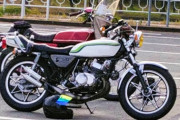 バイク乗りの旦那をバイクから降ろした結果w