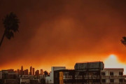 【悲報】ロサンゼルス、山火事により全滅へ・・・