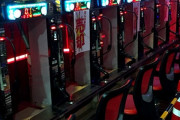 【悲報】復活のパチンコブーム、再び完全に鎮火する・・・スロットと共に仲良く完全終了へ