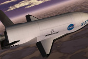 秘密のベールに包まれた米空軍のスペースプレーン実験機「X-37B」が軌道周回飛行の記録更新！