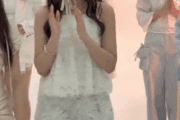 【gif】Juice=Juice有澤一華ちゃん「CanCam」で爆〇お〇〇いと谷間を見せつけながら小走りでカメラに近づいてくるｗｗｗｗｗｗｗｗｗｗ