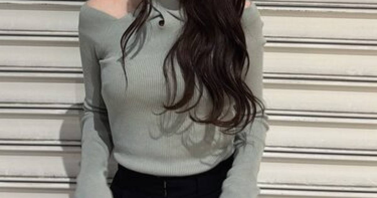 岡本姫奈がぴっちりシャツで美乳を強調！【おかひな】【乃木坂46】