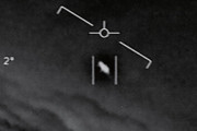 米国防総省が公開した「UFO映像」の正体が判明！　あの大槻名誉教授が見抜いた不審点