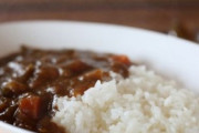 カレールウひとつ盛るのにそんなに気を遣う人生嫌すぎるので彼と別れようと思う