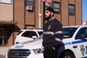 イスラム教徒が、NYで警察組織を立ち上げ…警察に似た制服や車で区内をパトロール！