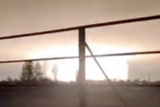 【動画】巨大火の玉が出現。ウクライナ東部で町一つが滅びそうな大爆発が目撃される。