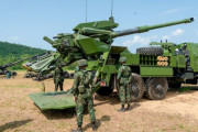 タイ海兵隊の実弾射撃演習にイスラエル製の「ATMOS2000」トラック搭載型榴弾砲システムが登場！
