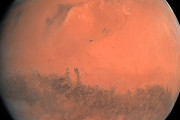 【宇宙】火星で「液体の水」を発見、地下10キロの深さに存在