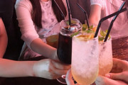 【画像】週末女子会ババア先輩「ワイ君～今から飲むけど男の子いないからおいでよ～」