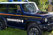 【画像】イタリア国家憲兵隊がスズキのジムニーを導入ｗｗｗｗｗｗｗｗｗ
