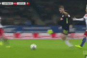 【GIF】移籍決めて活きのいいヴェルナー君のプレーｗｗｗ