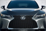 外国人「新型レクサスISがカッコイイ」(海外の反応)