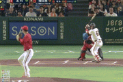 【巨人対広島13回戦】広島・中村奨成、ファインプレー！！！！！！！！！！！！！！