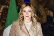 【イタリア、学校でブルカ禁止】外国人枠にも上限、掲示板「郷に入れば郷に従え」