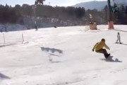 【スス】パークに迷い込んだ子供をギリギリで避けたスノーボーダーすげえｗｗｗ