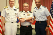 日米韓の制服組トップが日本で初会談、異例の中国言及…連携深める考え！