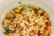 「おっこのカップラーメン美味そうやな…メーカーは…やっぱやめとこ！」←思い浮かべたメーカー
