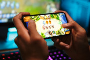 スマホの悪影響がヤバすぎる・・・ソシャゲばっかやってる奴は気をつけろ！