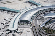 酷暑でホームレスが仁川空港に集結